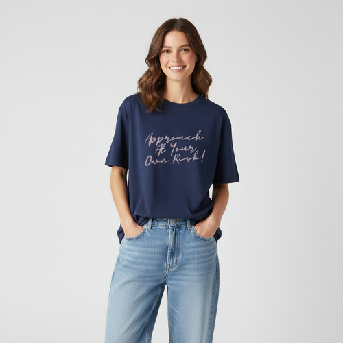 Woman wearing a blue t-shirt